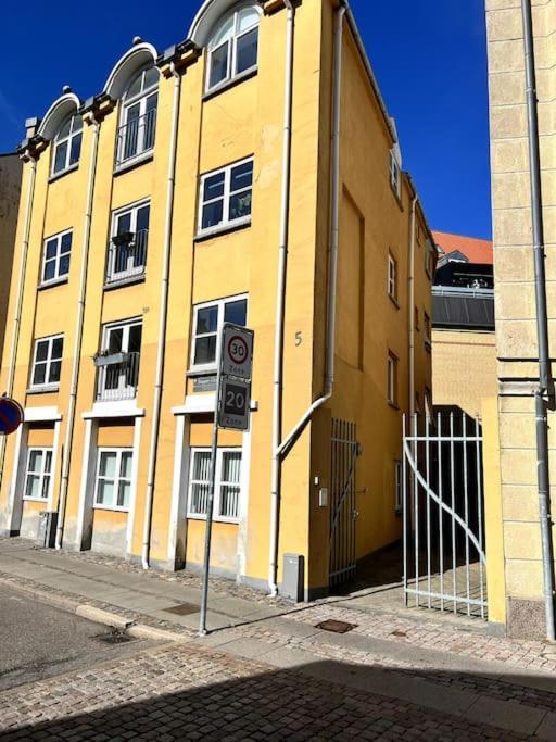 Apartment In The Heart Of Aalborg Dış mekan fotoğraf